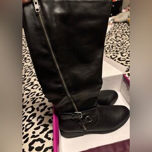 Black riding boots